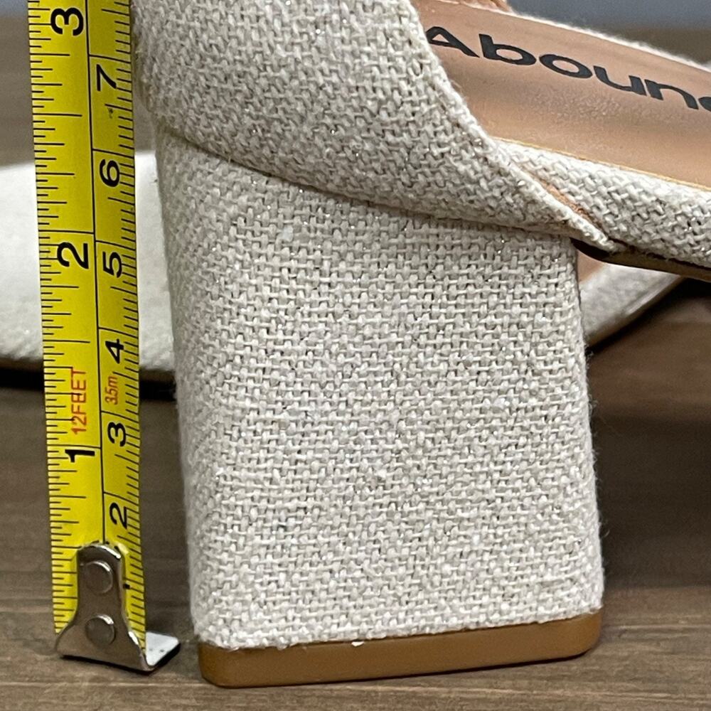 Abound Women's Ankle Strap Sandals Size 9 Ivory White Fabric Square Toe Block - Picture 11 of 12